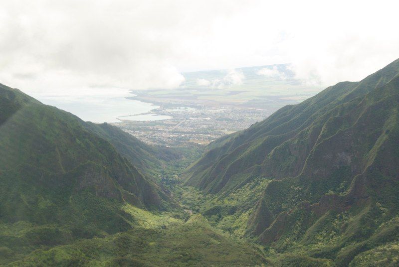 Maui 2010 - Blue Hawaiian Helicopter TOUR, photograph 9 of 12